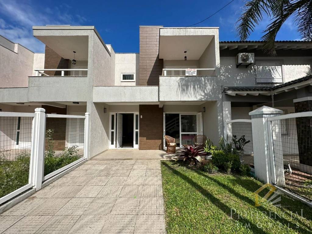 Casa e Sobrado, 4 dormitórios com 134m² no bairro Centro em Xangri-lá