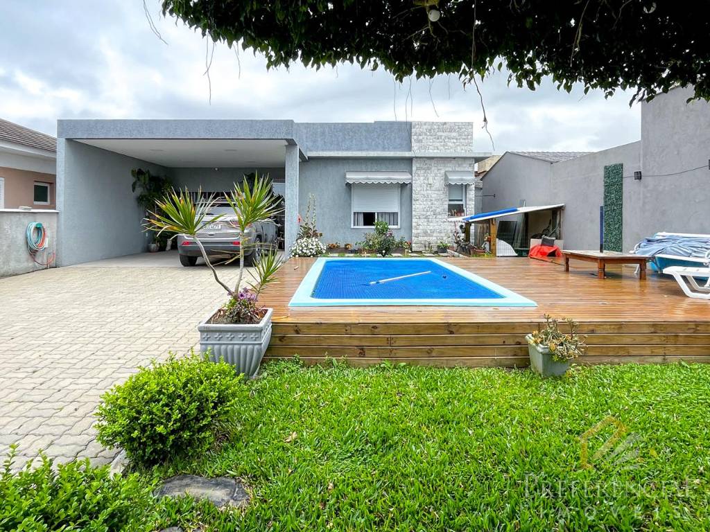 Casa e Sobrado, 2 dormitórios com 110m² no bairro Rainha Do Mar em Xangri-lá