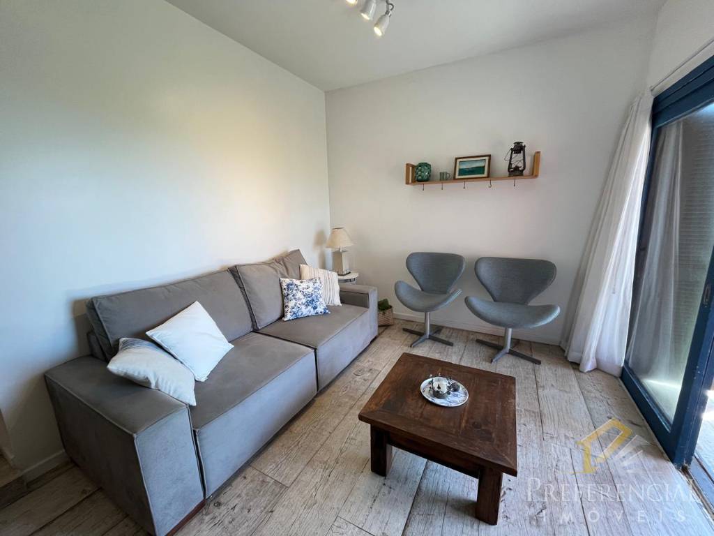 Duplex e Cond. Horizontal, 3 dormitórios com 100m² no bairro Centro em Xangri-lá